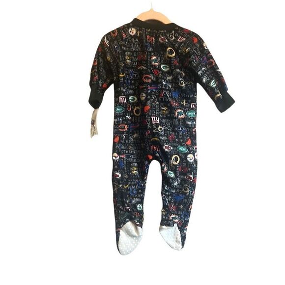 NFL Football Team Logos All Over Print Footed Pajamas Sleepers Baby 12 Months - Picture 6 of 6